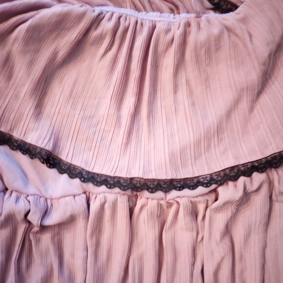 Plus size Wax Poetic Clothing off the Shoulder Summer Dress with Straps - Picture 3 of 13